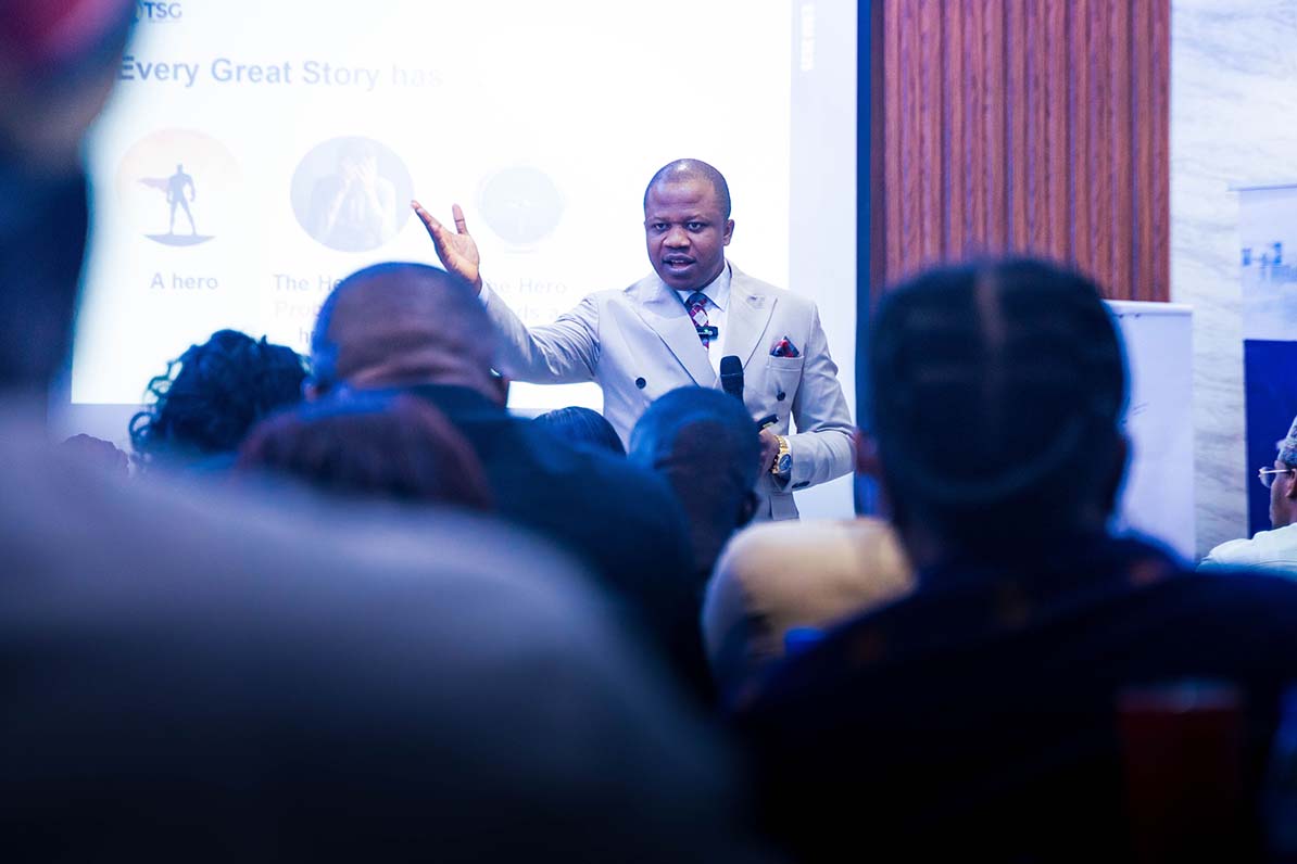 Over 10,000 entrepreneurs, marketing and sales professionals